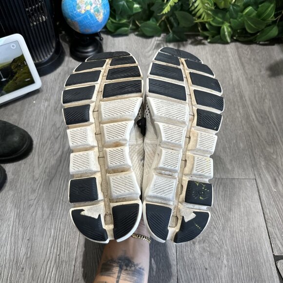 On Womens Cloud X White Black Running Shoes Sneakers Size 7.5 - Picture 10 of 11
